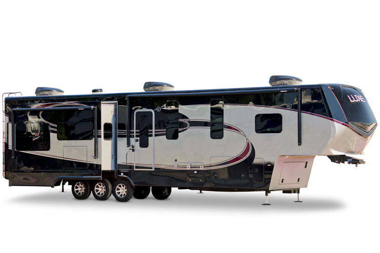 Luxe Elite luxury fifth wheel paint