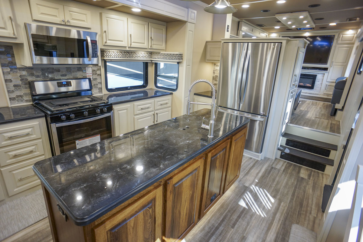 front living fifth wheel floor plan